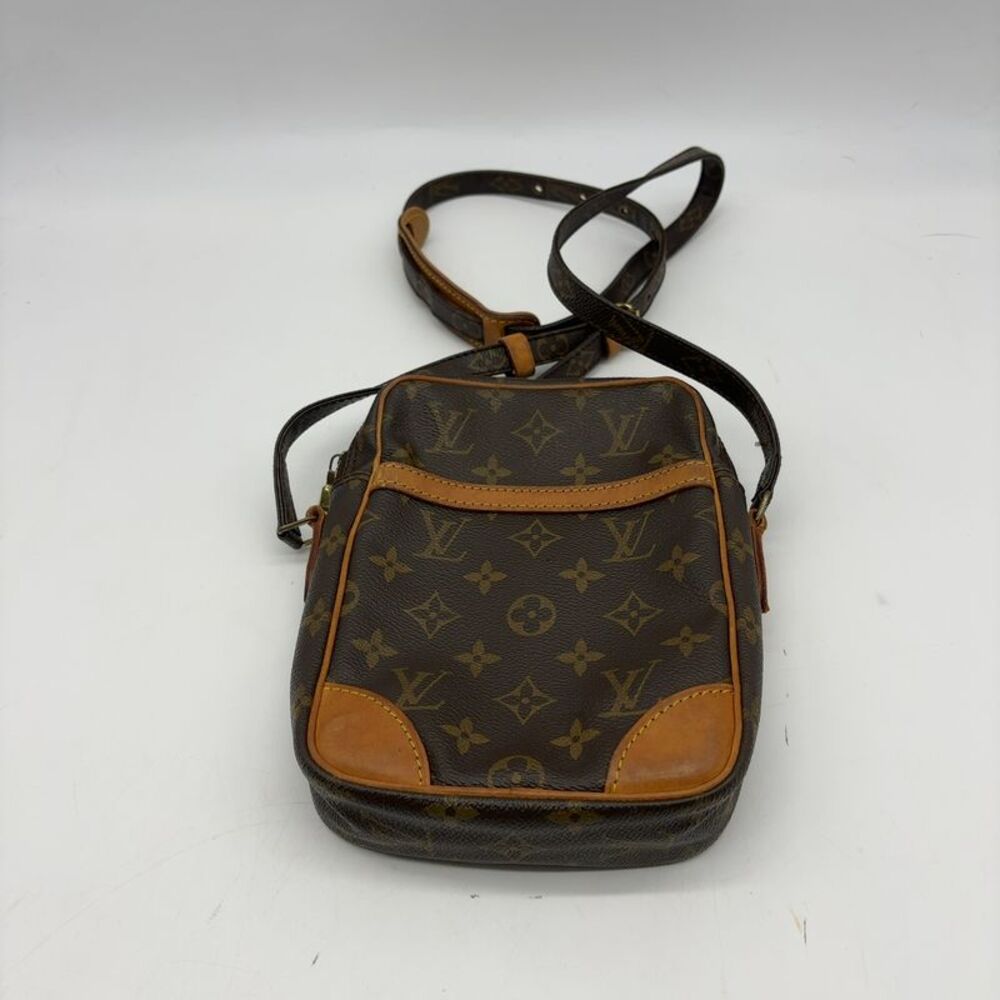 Louis Vuitton Shoulder Bag in Multicolor